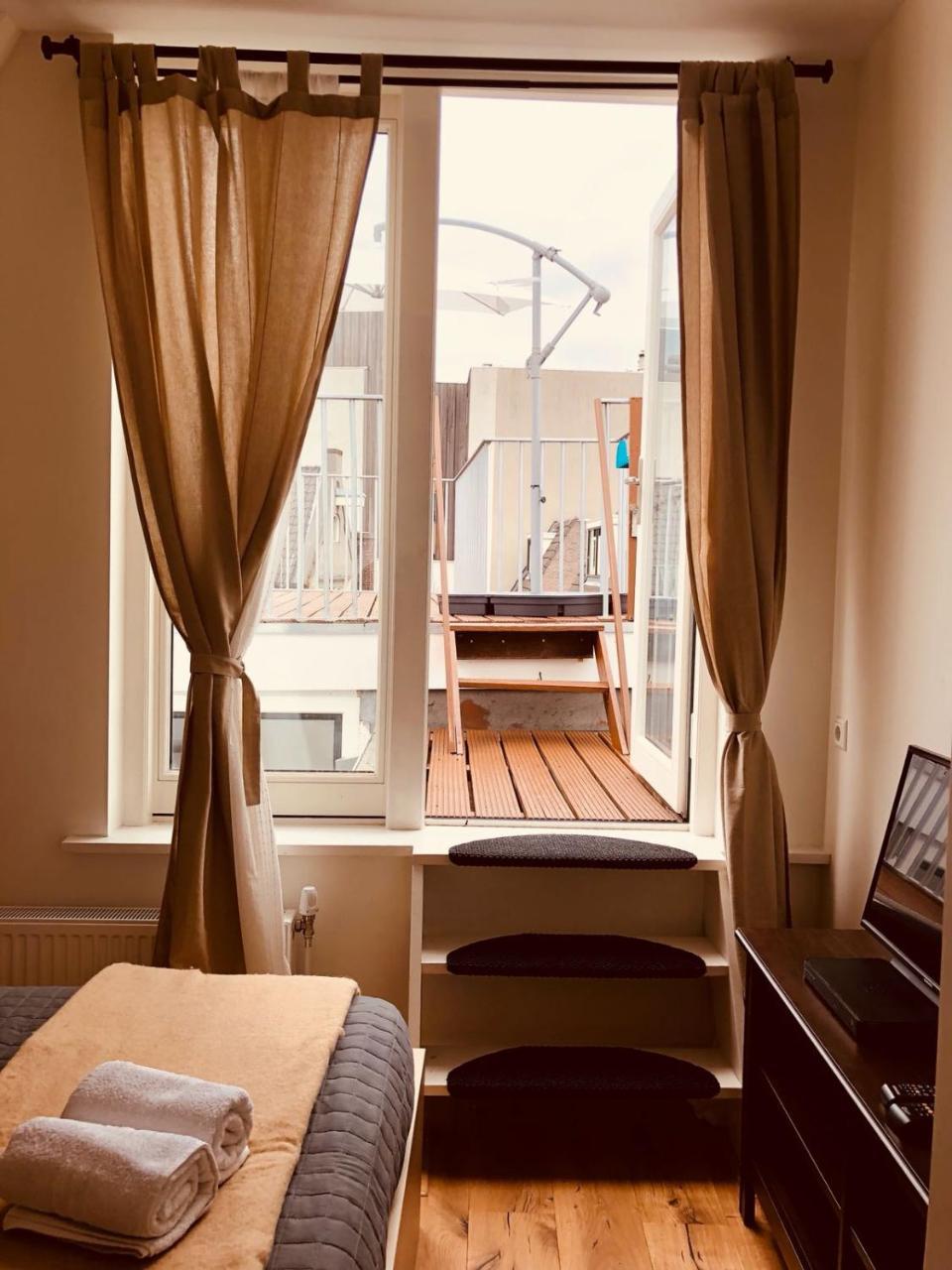 A'Dam Rooftop Lux Bed & Breakfast Amsterdam Bagian luar foto